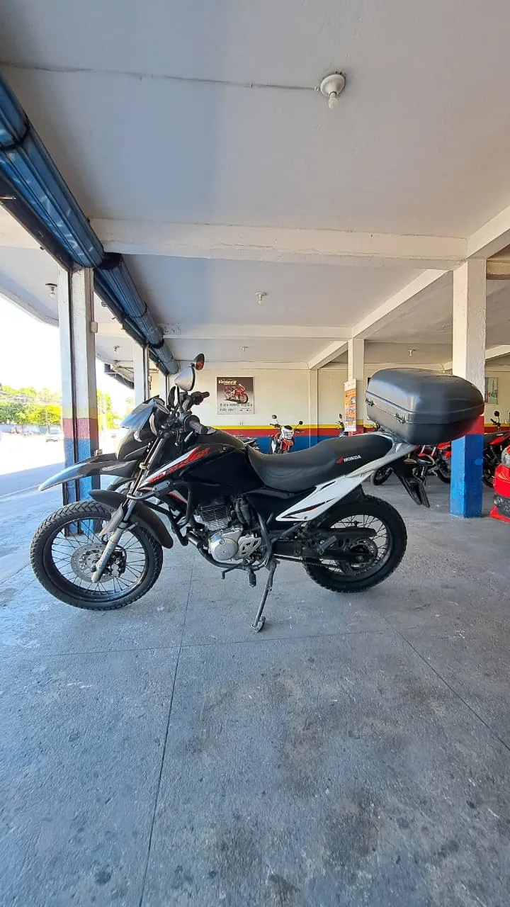 HONDA BROS 150 ESD LATERAL ESQUERDA